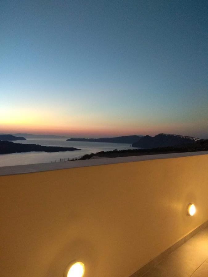 Santa Rinoula Suites Sea Sunset Views Adults Only Меґалохорі Екстер'єр фото